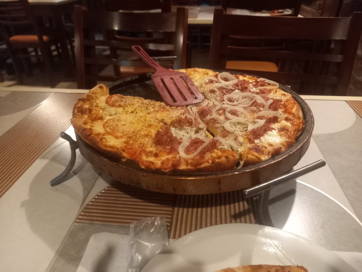 La Bella Pizzaria, Chopperia E Restaurante-2